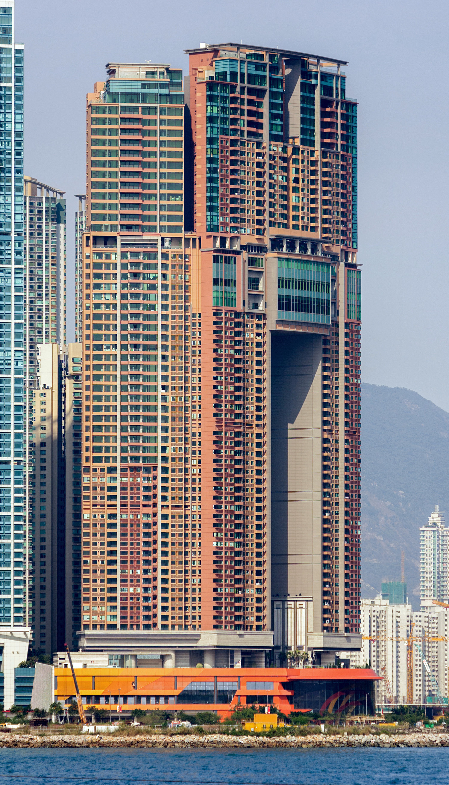 The Arch, Hong Kong - View from the south. © Mathias Beinling